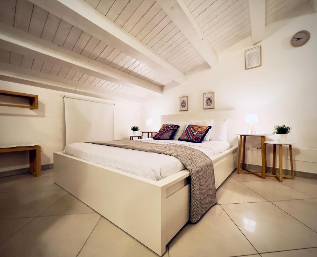 Rooms 153 Principe Umberto Noto Exterior photo