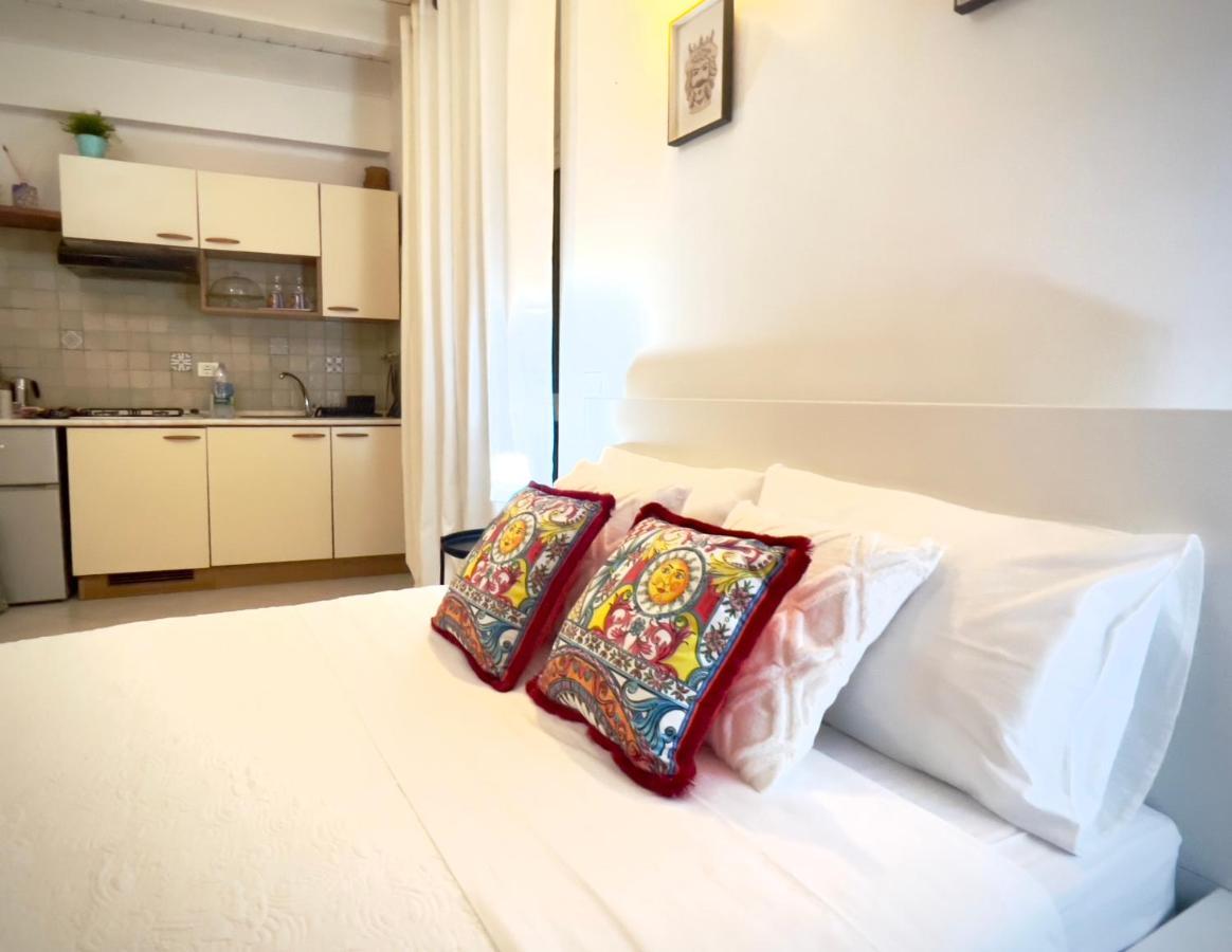 Rooms 153 Principe Umberto Noto Exterior photo